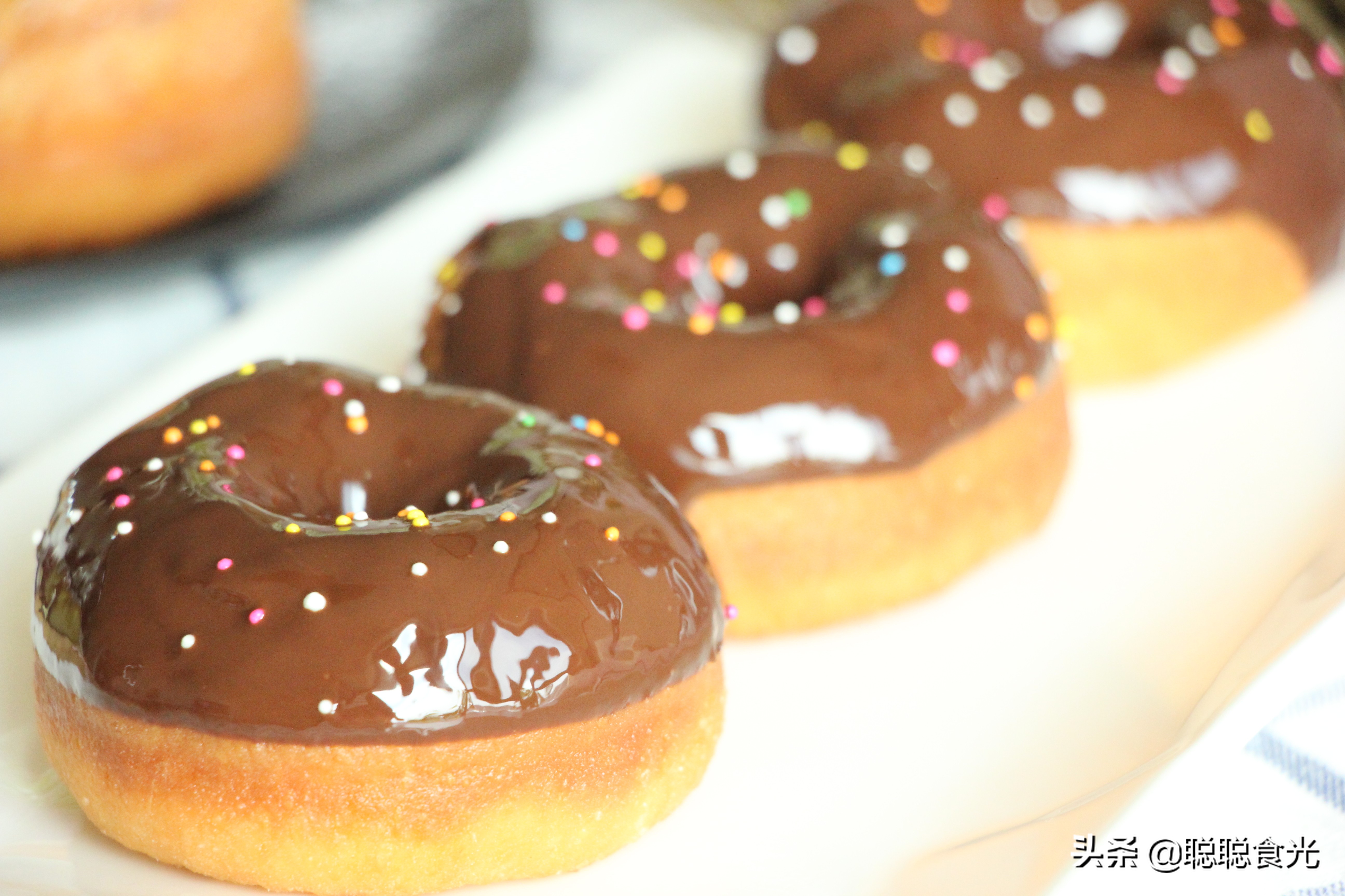 什么|情人节送女友什么礼物 12种女士最爱的甜点品甜到心里去