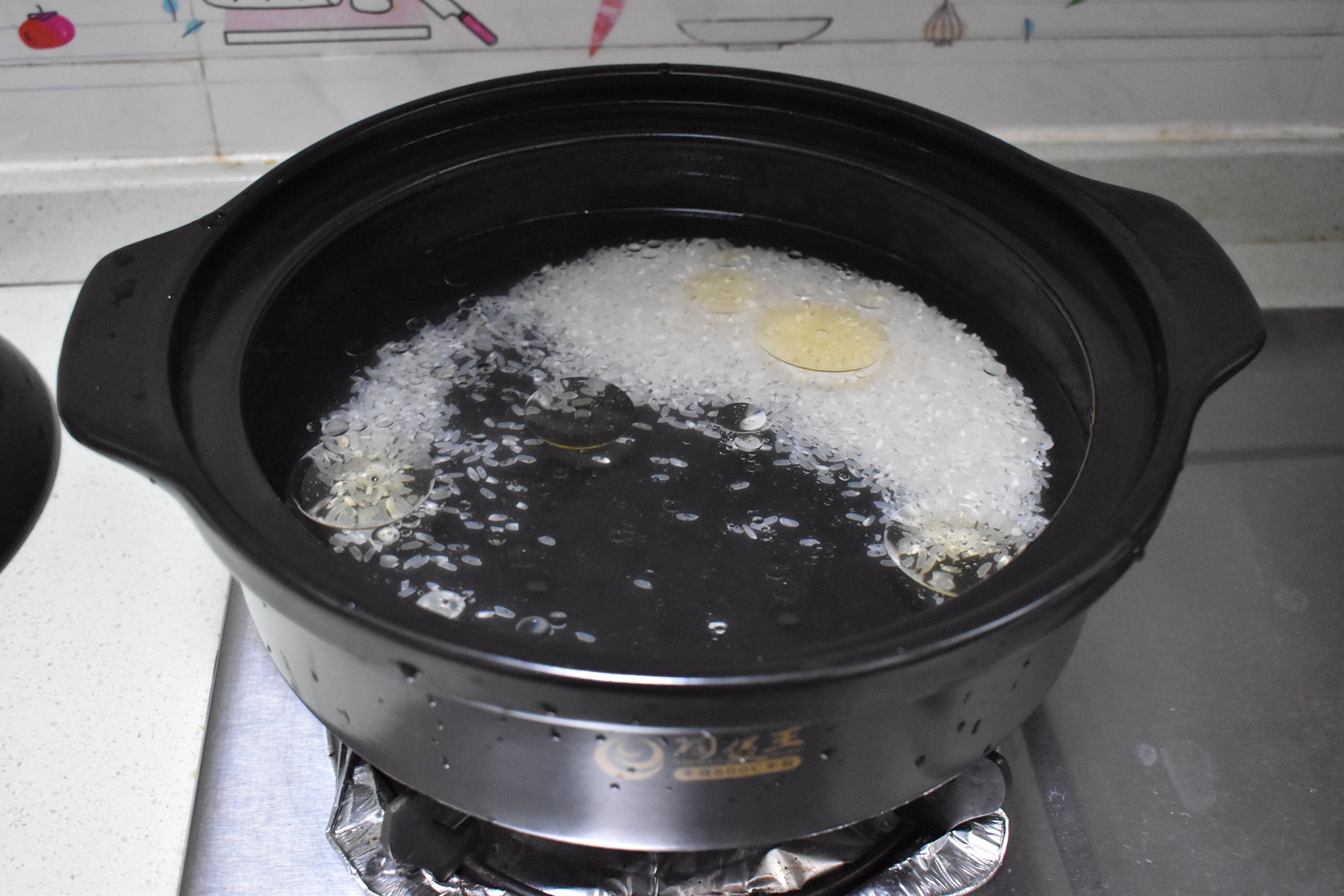 早餐吃这碗粥太幸福了，只需三样食材，这样做鲜美香滑，营养丰富