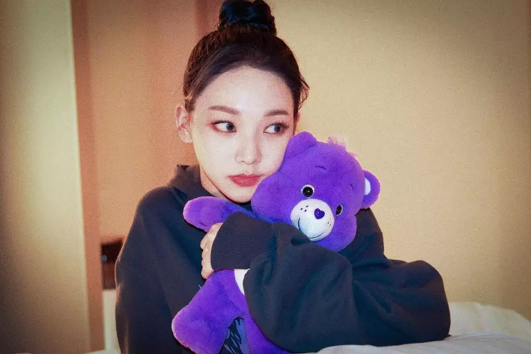 出道六年也才21岁!韩网对Yeri和 Karina年龄差超惊讶