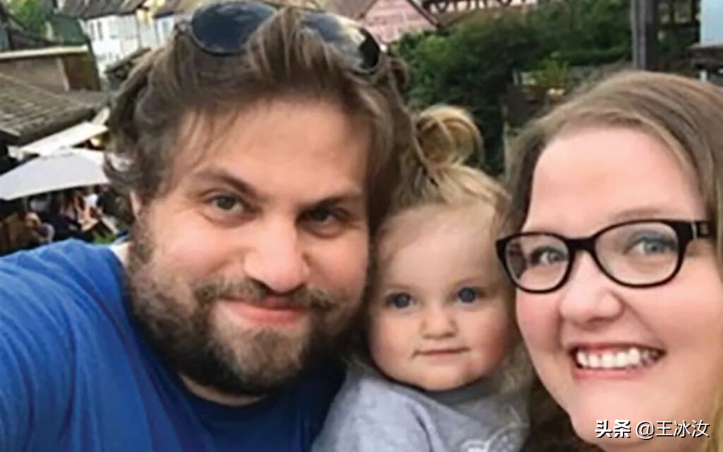 华邮的“美国日记”：1000位新冠死者的故事，他