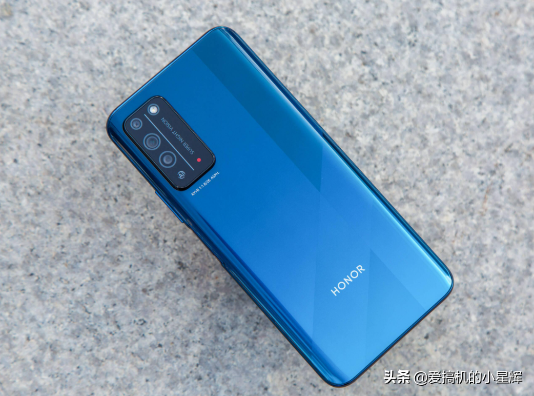 荣耀X10有货了，麒麟芯片+真全面屏+128GB，网友纠