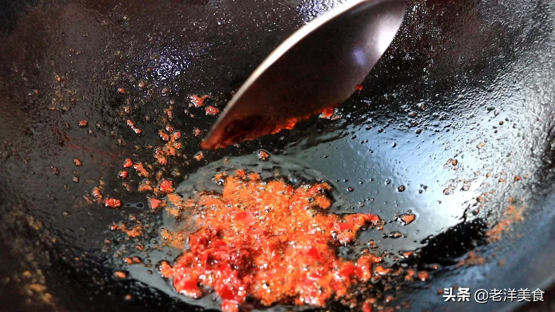 茄子怎么做好吃？大厨教你一招，做法简单还下饭