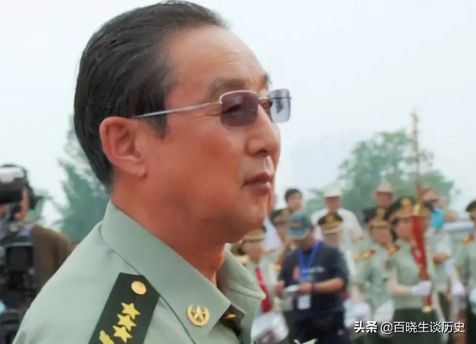 新四军师长彭雪枫：37岁英勇牺牲，62年后，儿子