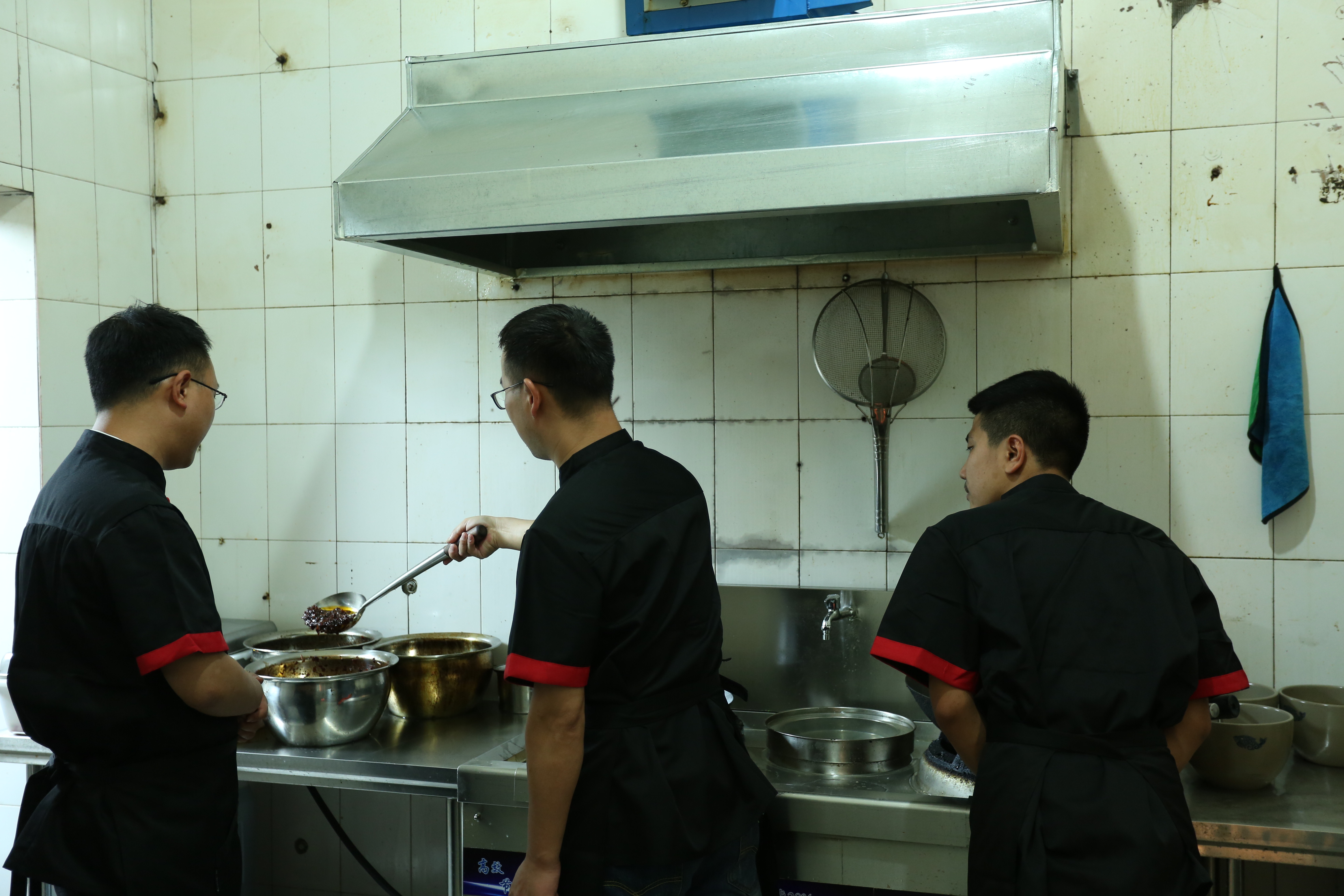 火鍋加盟要關(guān)注哪些方面？餐飲創(chuàng)業(yè)關(guān)鍵的三大要素是什么？