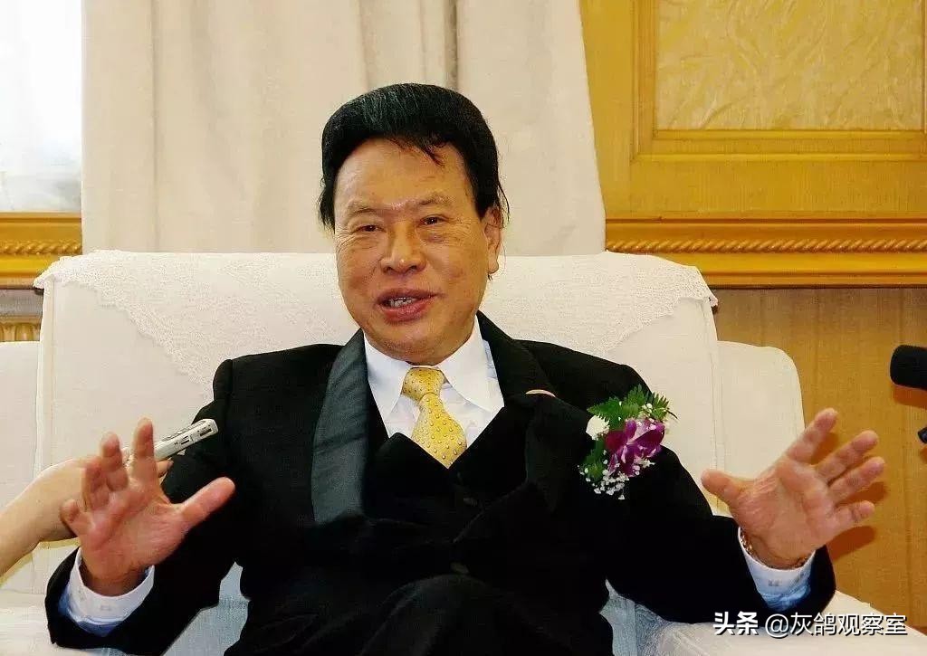 百亿首善的“裸捐”之谜：儿子弱于我，留钱做