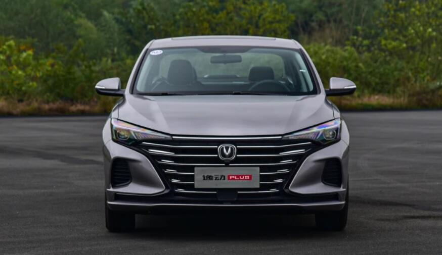 11月轿车销量TOP15：桑塔纳落榜，特斯拉Model3上榜