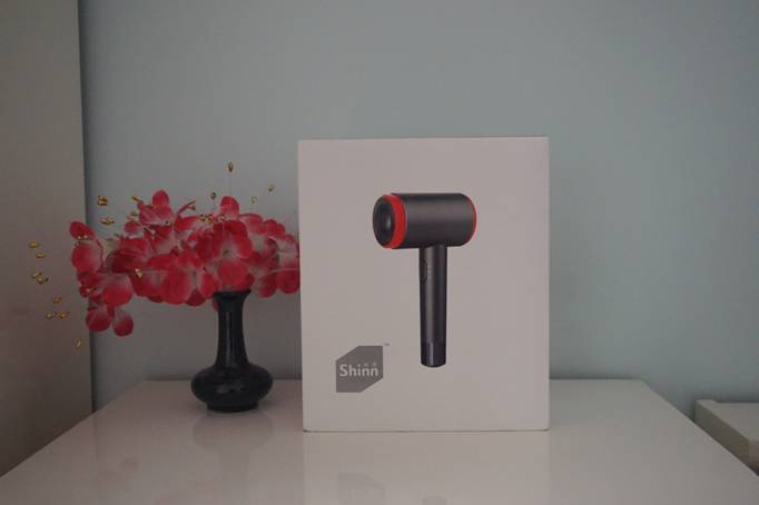 百变造型，无限精彩-诗恩无线吹风机评测