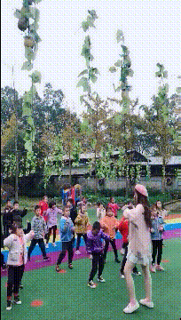搞笑gif神评：听说男生都好羡慕这样的职业