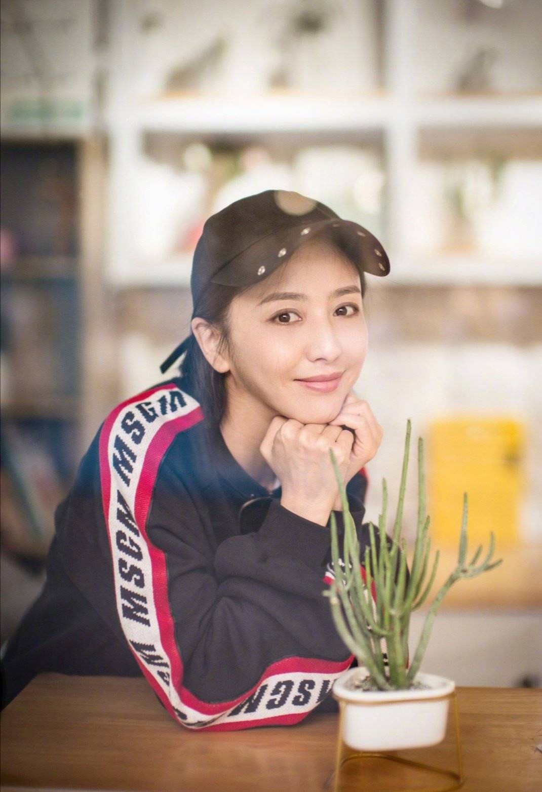 娱乐圈零绯闻，必有这五位女明星，全天候无死