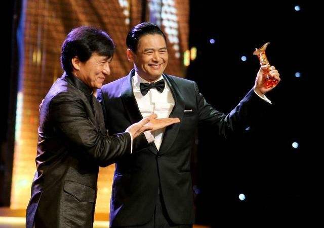 观众最喜爱演员排行榜发布，周星驰夺冠，内地