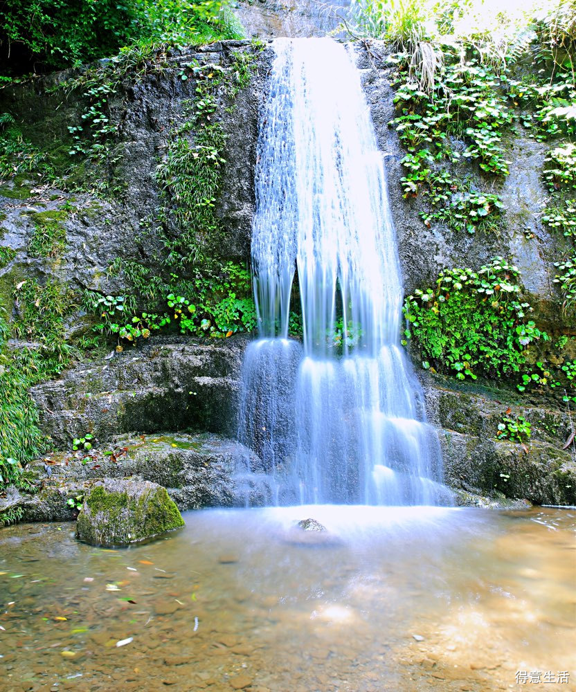 用了一个周末加两天休息时间，自驾去了一趟鄂