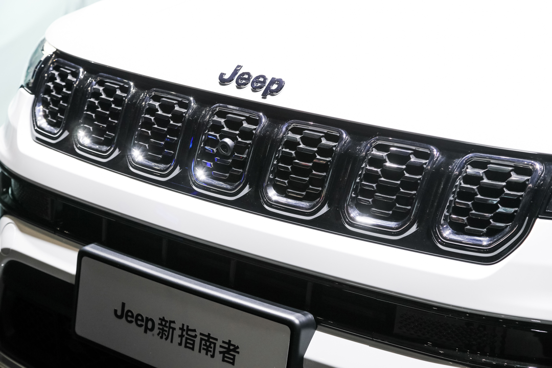 Jeep品牌多款车型亮相广州，为何说新指南者最好看？