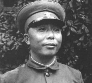 志愿军趁夜色穿插，摸到北极熊团指挥所，美军