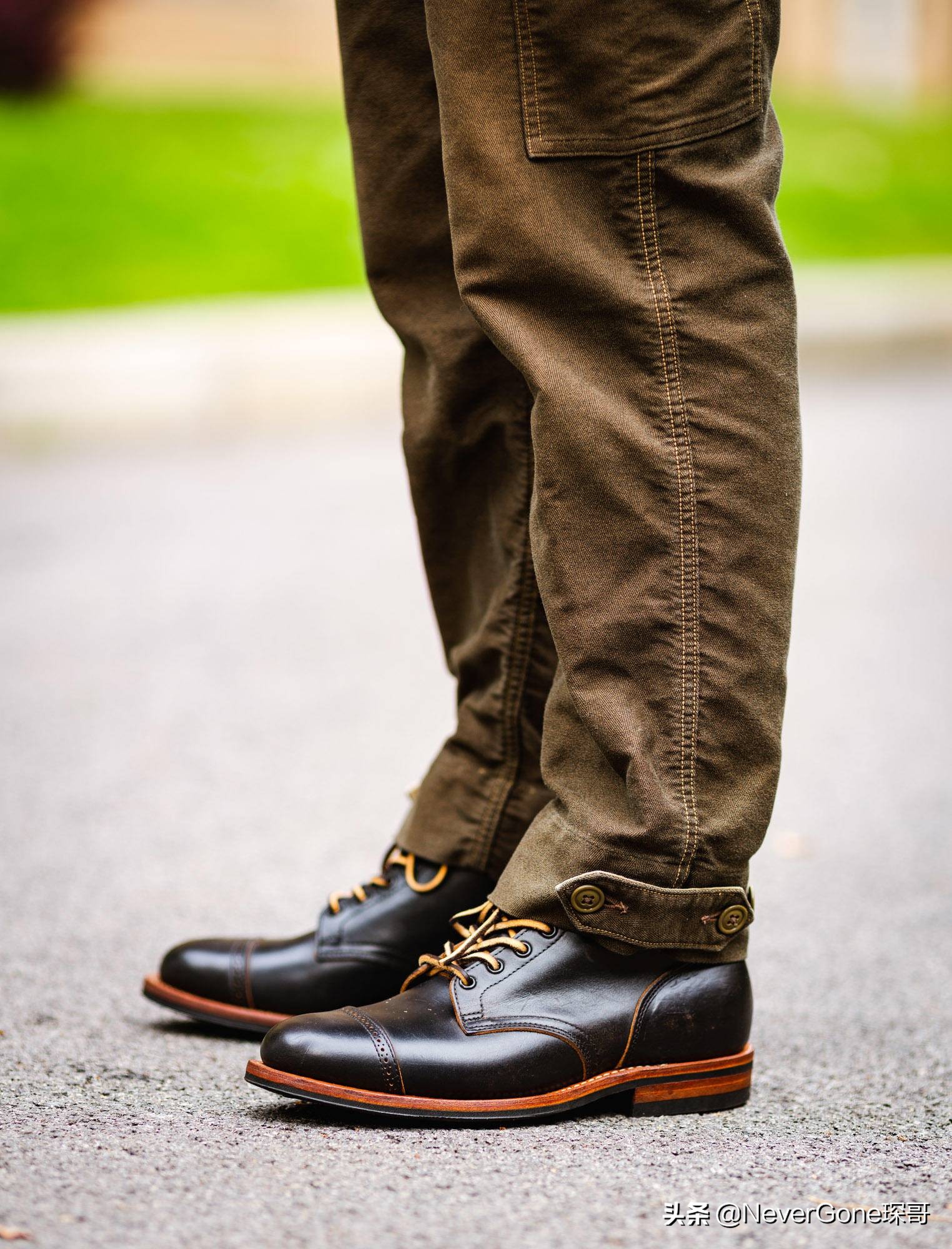 搞双“奢侈品”工装靴穿穿吧——Viberg 2030 固特异版本