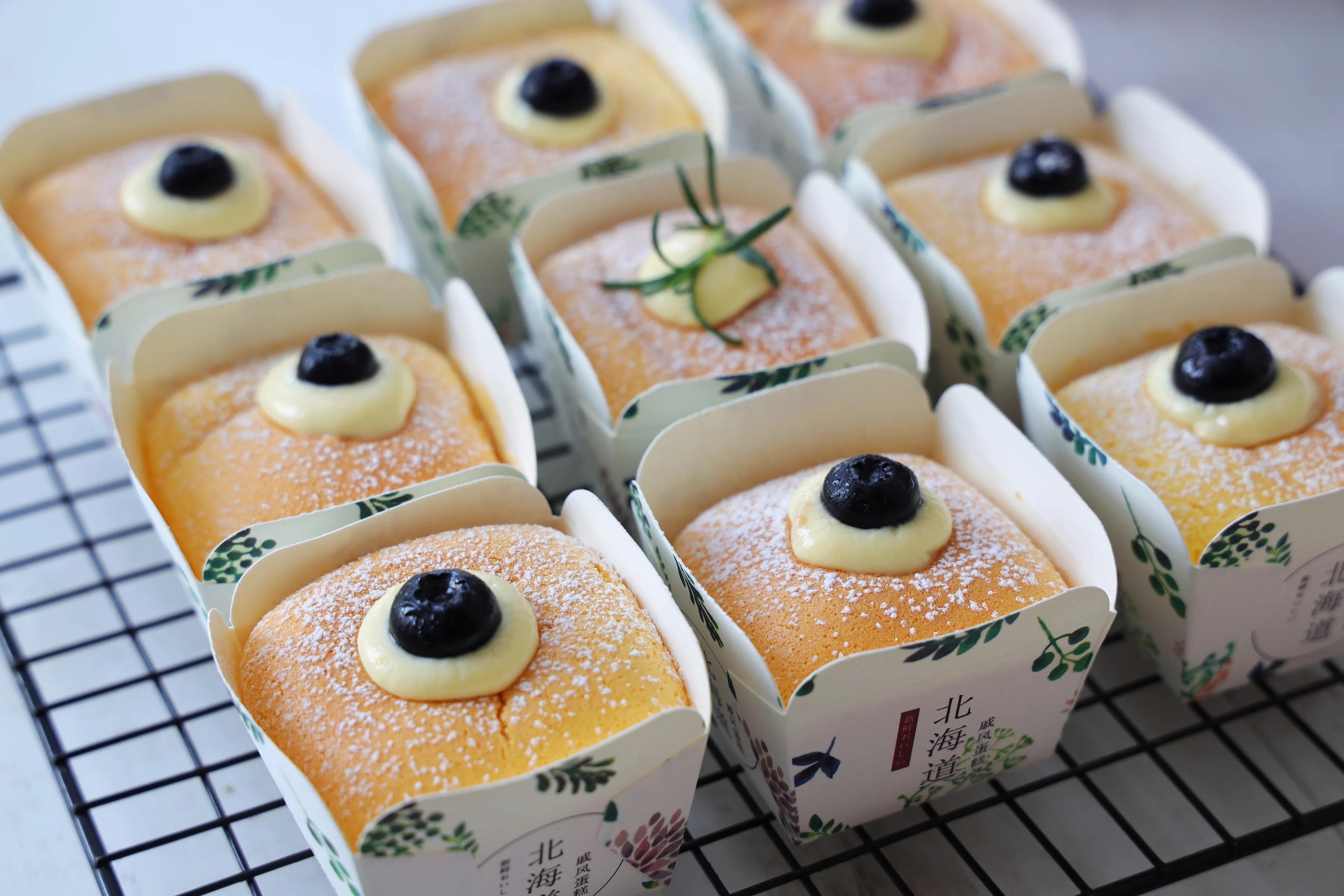 成本2块钱的北海道戚风蛋糕，教你在家做，松软爆浆，热天吃超赞