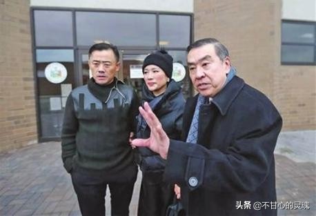 周立波嚎啕大哭要回国：累计死亡超14万，美国啥