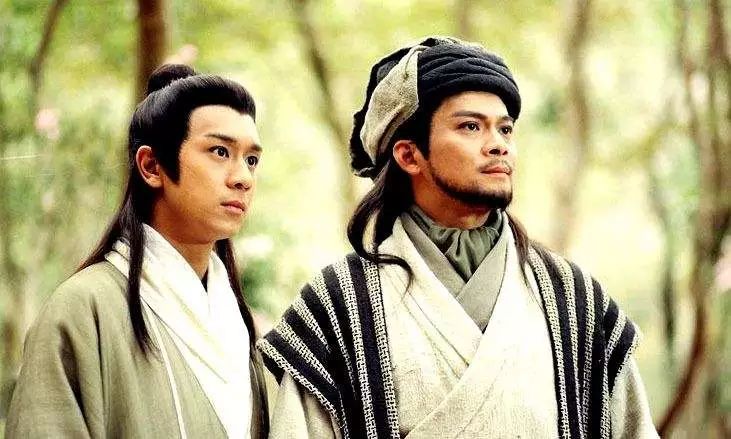 人们穷得吃不上饭为何不起义，还要加入丐帮实