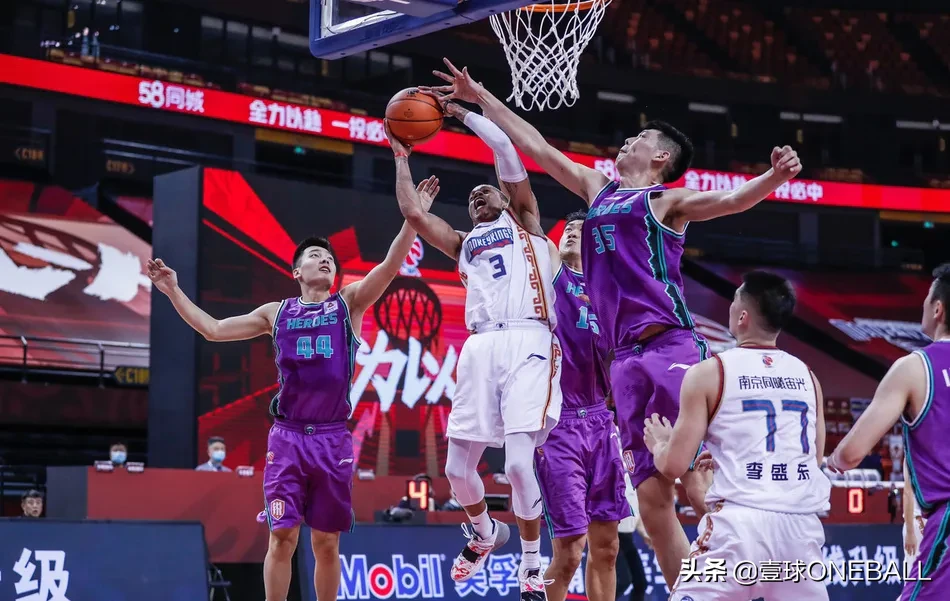 CBA的国内球员，该如何拿回属于自己的球权？