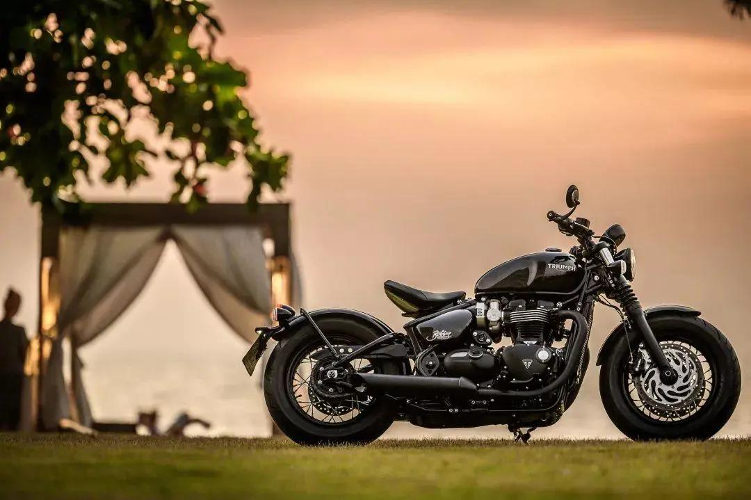 这款英国生产的美式巡航机车售价14万、比哈雷更好看