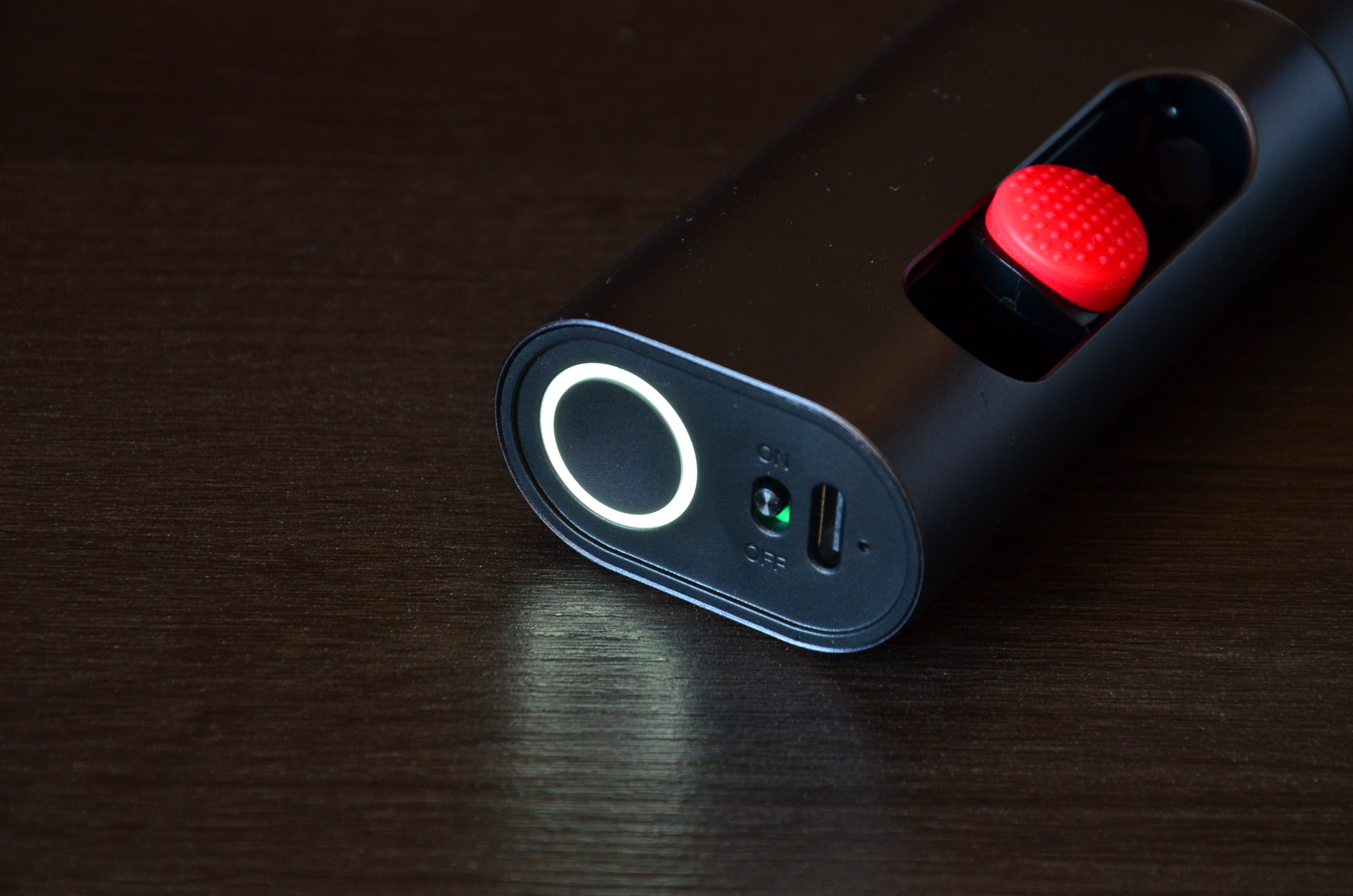 口袋工具添新丁——WOWSTICK GULER 迷你熱熔膠筆