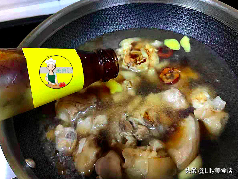 秋天，这肉记得多吃，比排骨便宜，比牛肉温和，秋天炖一锅太馋人