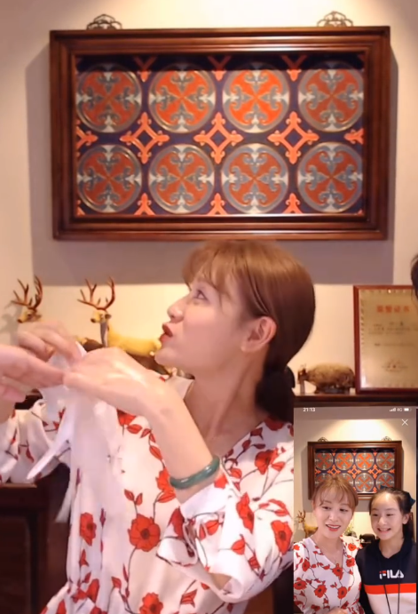 田亮一家四口旅游，12岁森碟暴风长高，身材健壮练出运动员身材