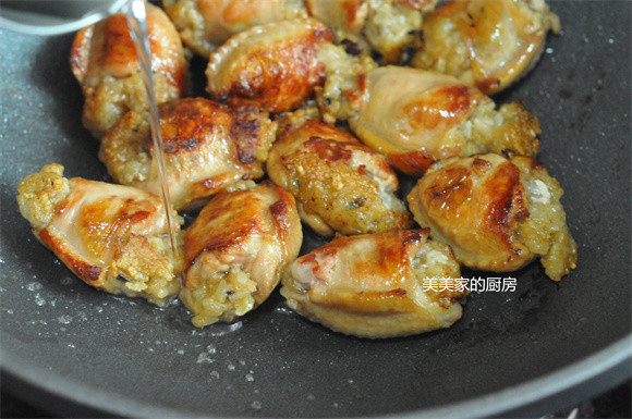 天热孩子不吃饭，多做包饭给他吃，一包一煎，低脂高蛋白，开胃