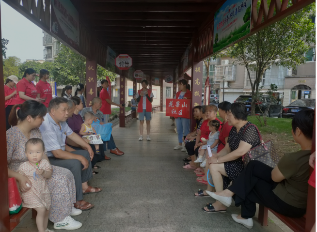 花果山社区：红色户外课堂“接地气”，红色电影放映“聚人气”