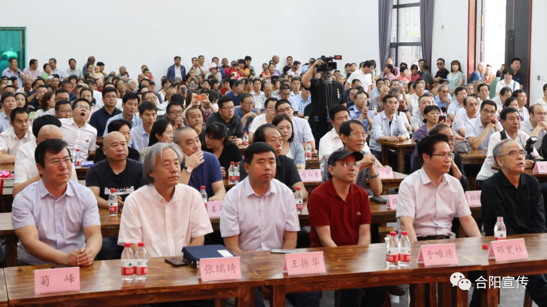 合陽縣“頌黨恩、書鄉(xiāng)情”書法作品展暨雷珍民書法作品捐贈儀式隆重舉行