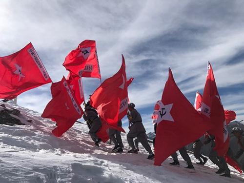 ������ũ�ó�85��ǰǷ����������400���󣬽�û�����Ǯ��