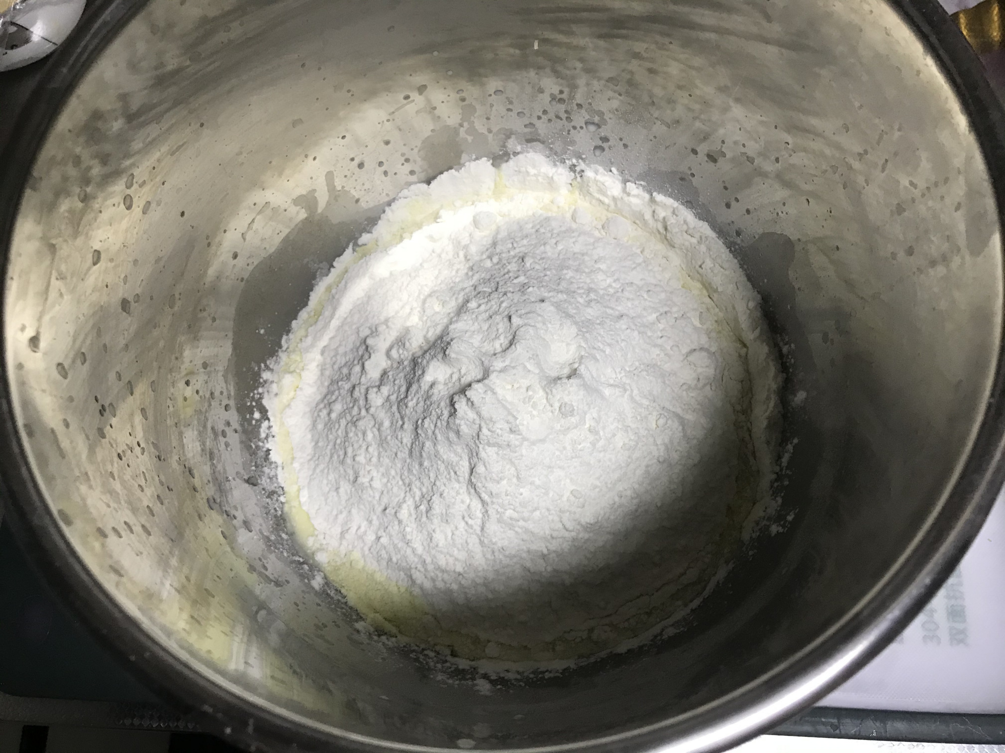 最愛的麵包配方，蓬鬆暄軟又拉絲，涼了也不硬，口感完胜麵包店