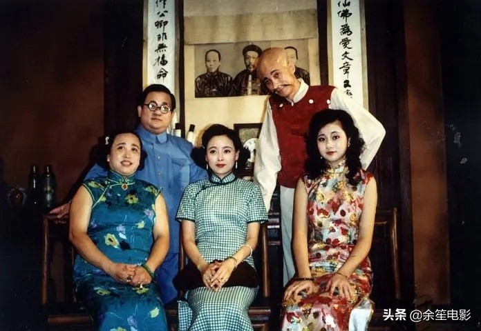憑《廬山戀》爆紅，巔峰時(shí)“棄夫”遠(yuǎn)走美國(guó)，張瑜近況如何？
