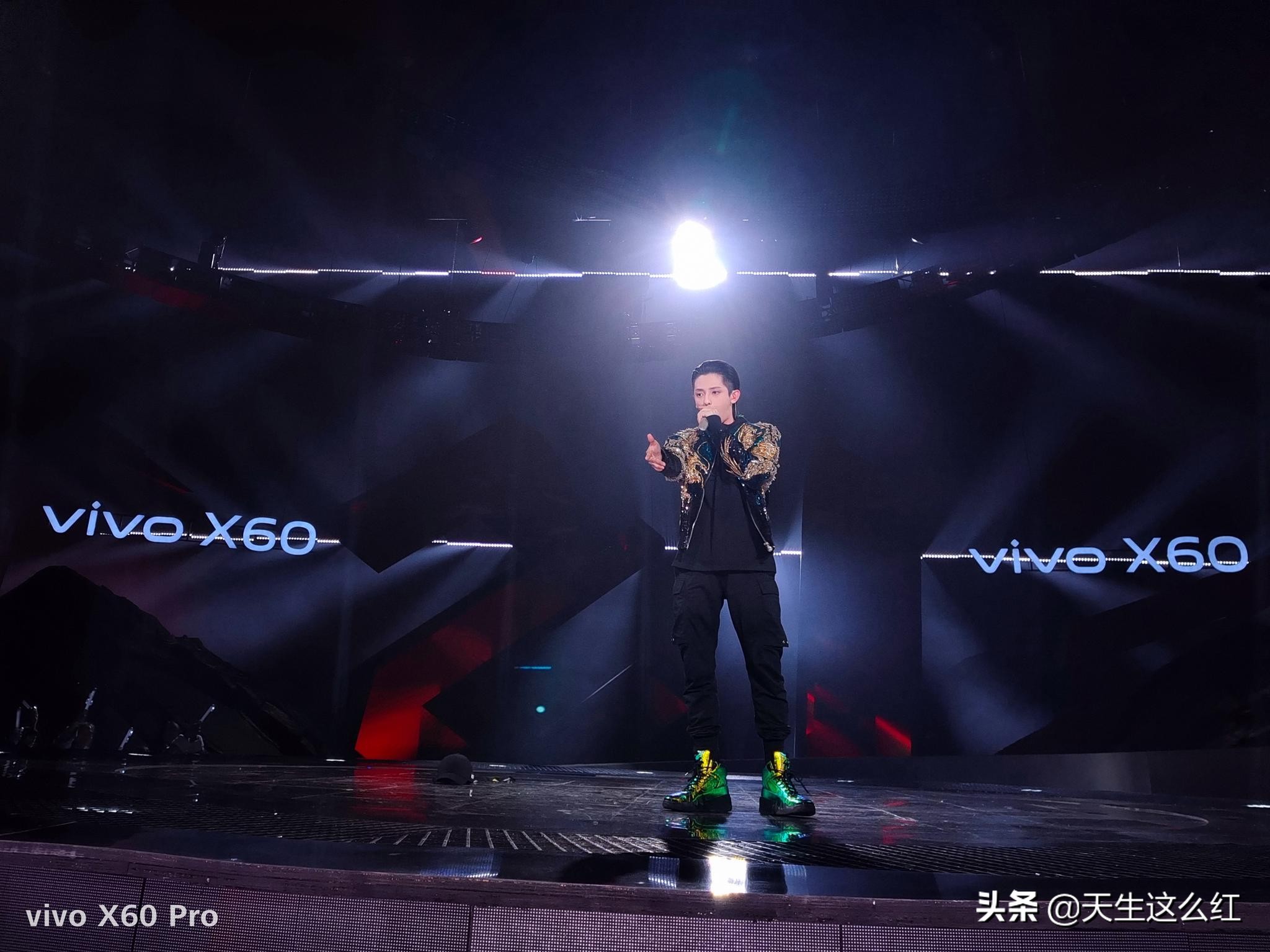 “你让人脸盲”“你是易糊体质！”金星的毒舌