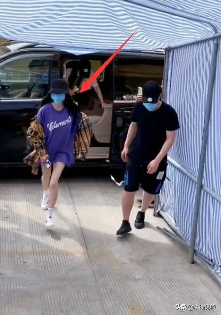 被偷拍，不只有杨幂，还有他们