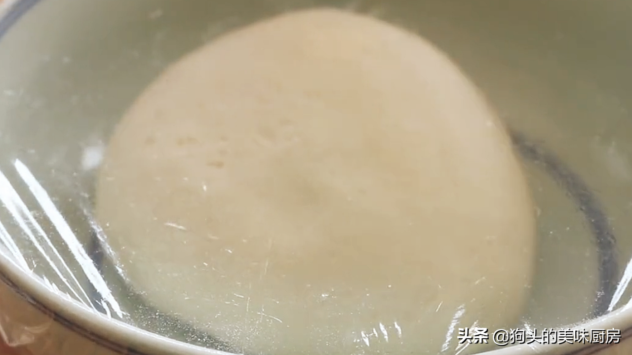 早餐這樣做太好吃了，有麵粉跟土豆就行，做一次饞一次，真解饞