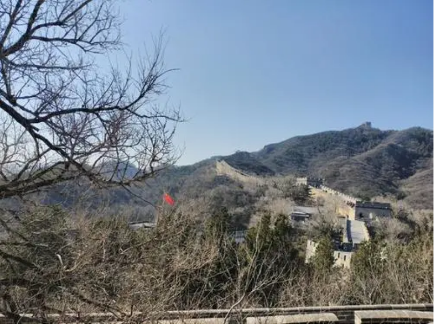 郭俊卿：14岁剃光头参军，5年不脱衣睡觉，身份曝光被毛主席接见