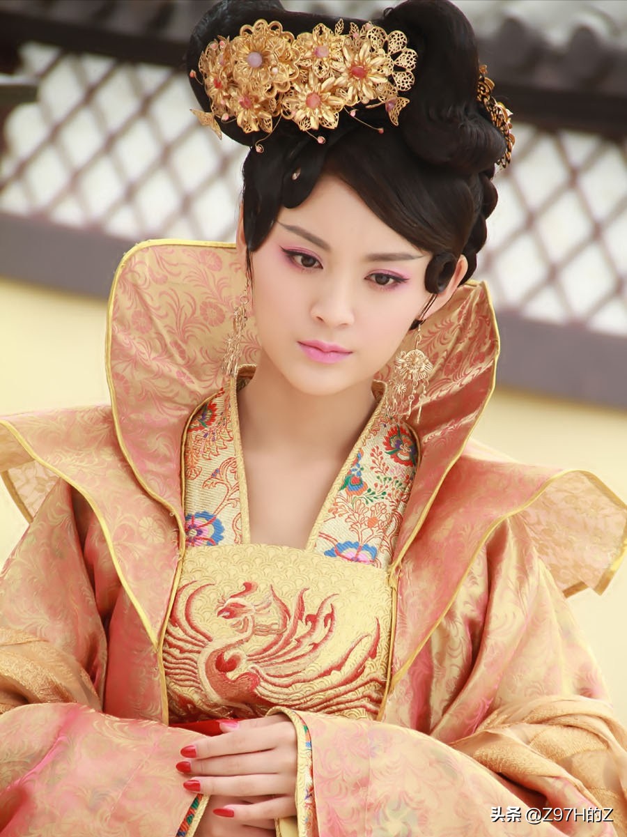 兰陵王：是雪舞告诉郑儿她是未来的兰陵王妃，所以她又有什么错。