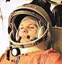 成都市龙泉驿区航天小学校开展“世界航天日”主题教育活动