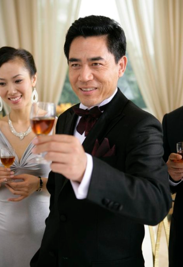 陈宝国：一段婚姻一个孩子，与妻子相爱47年，儿子也是男一号