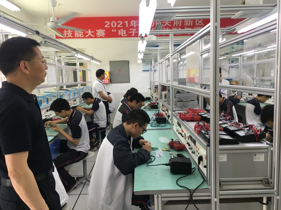 以赛促教 以赛促学丨天府新区职业学校区信息类专业学生技能大赛