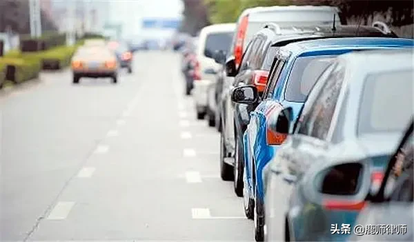 江苏46岁男子打死42岁男子，疑为抢车位！一旁女