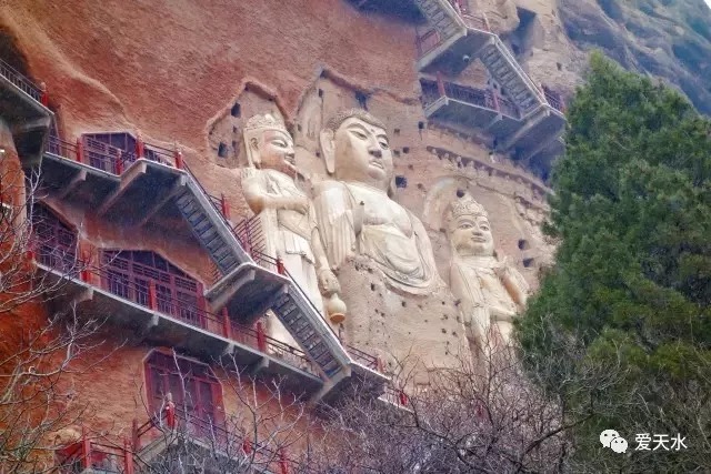 今天中午一点，打开央视看大美麦积山