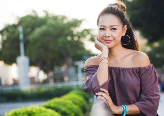 钟丽淇10岁女儿开始学走路，患罕见基因疾病，被断言活不过两岁