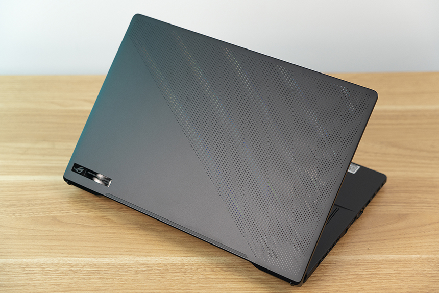 打破创作本与游戏本的隔阂：ROG幻16笔记本评测