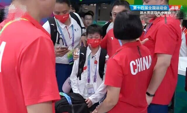 全红婵为自己拉票也不行，被网友支持后删除微博，又是教练意思？