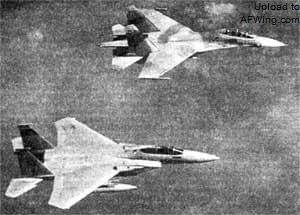 天生死敌，F-15对决苏-27，谁才是战斗机之王