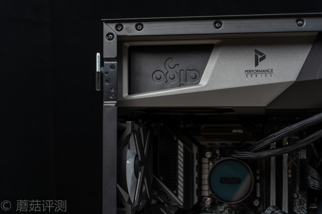 外观精致，体验出色、爱国者电竞600金牌全模组电源 评测