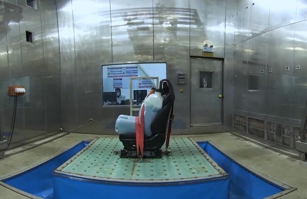 在3D VR视角下，“揭秘”CS75PLUS的“铜皮铁骨”