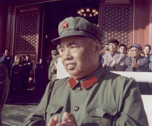 对越反击战后，75岁许世友屡遭非议：从东西线对比看非议是为何
