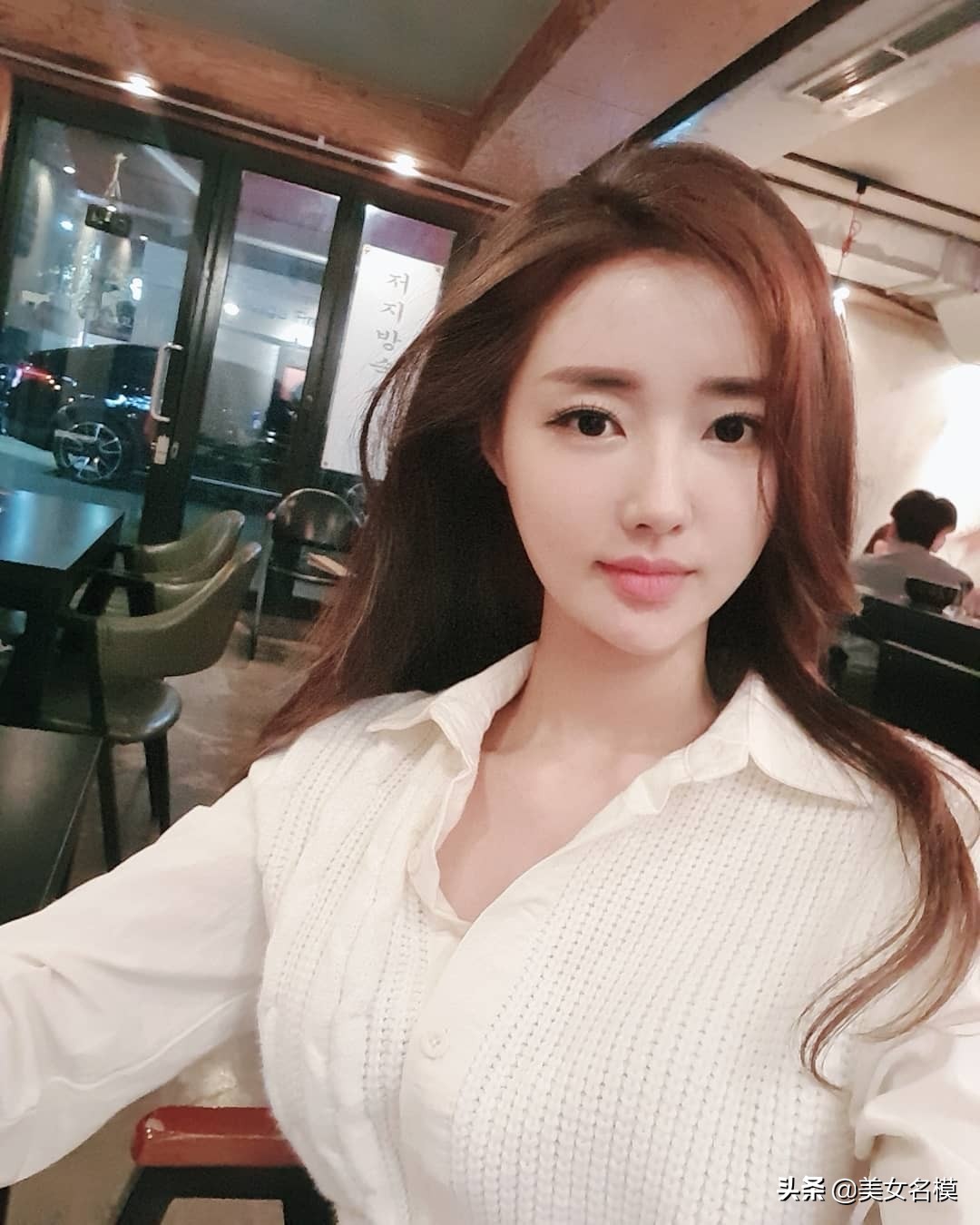 韓國美女天氣預報員𝑀𝒾𝒩𝒶 𝐻𝓌𝒶𝓃𝑔